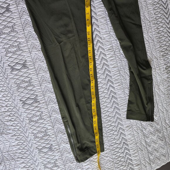 Athleta Brooklyn Mid Rise Ankle Pant Forest 8T EUC - Picture 5 of 7